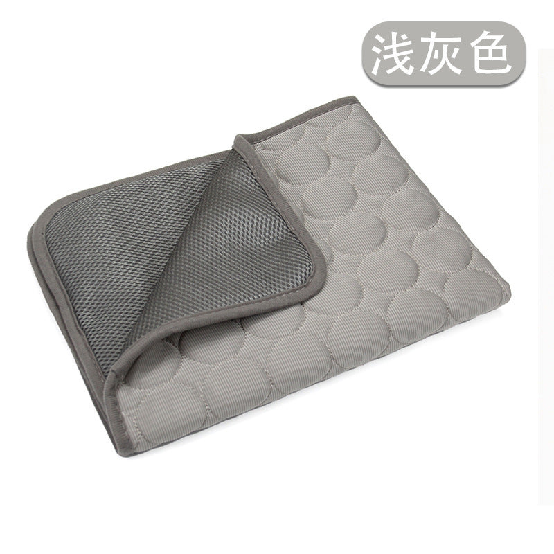Pet ice pads, summer cool dog pads, pet cat pads, breathable ice silk cat beds, pet supplies, summer dog pads